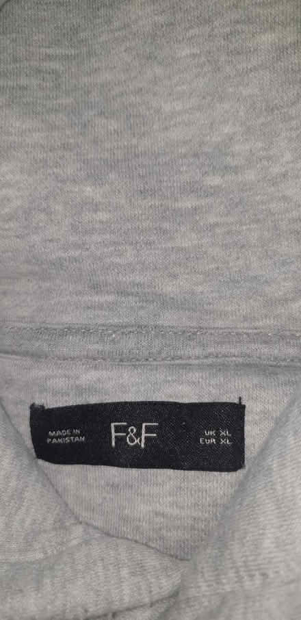 Photo of free Grey hoodie (Romford RM3) #2