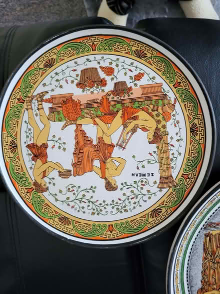 Photo of free Decorative plates (Shirley B90) #1