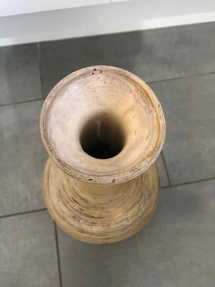 Photo of free Vase (Northolt) #2