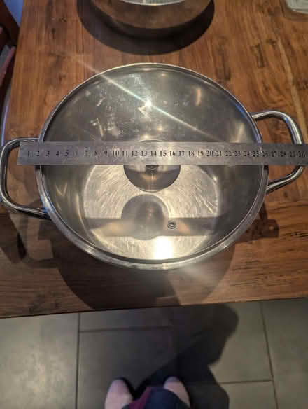 Photo of free Large casserole dish with lid (Berkhamsted HP4) #1