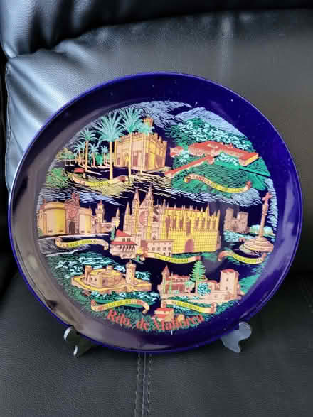 Photo of free Blue decorative plate (Shirley B90) #1