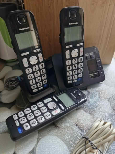 Photo of free DECT phones (Selmeston BN26) #1