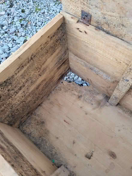 Photo of free Pine chest (Wimborne,Colehill) #3