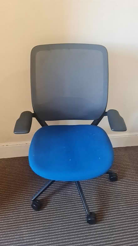 Photo of free Adjustable Office Swivel Chair (Boston Manor, W7) #1