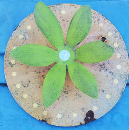 Photo of free Metal yard art flower (Cupertino) #1
