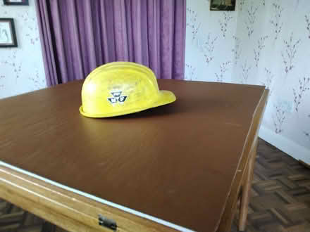 Photo of free Hard hat (Weston SG4) #1