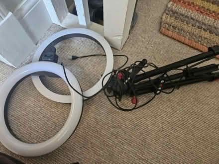 Photo of free Working ring lights (Clermiston EH4) #1