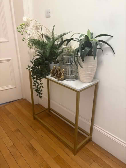 Photo of free Table and decorative items (Glasgow West End) #1