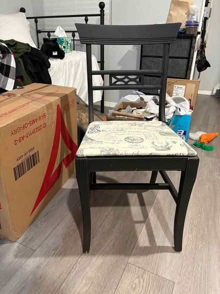 Photo of free Chair (87102) #2