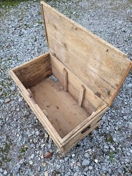 Photo of free Pine chest (Wimborne,Colehill) #2