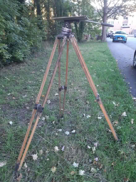 Photo of free Old surveyors tripod (Crookesmoor S6) #3