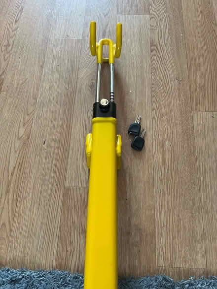 Photo of free Adjustable length car lock with 2 keys. (Hanover BN2) #1