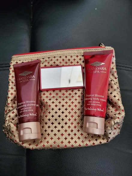 Photo of free Wash bag (Shirley B90) #1