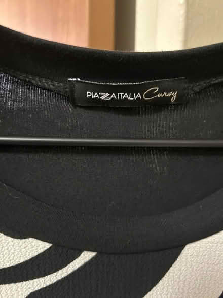 Photo of free Women’s XL large top (10011 (17th & 9th)) #3