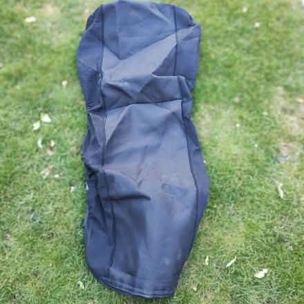 Photo of free Unused Single Car Front Seat Cover plus two Headrest Covers. (Rayleigh SS6) #3