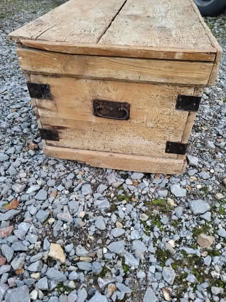 Photo of free Pine chest (Wimborne,Colehill) #4