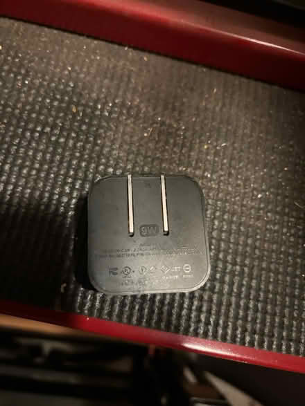 Photo of free Amazon 9W USBA power brick (Spartan keyes) #2