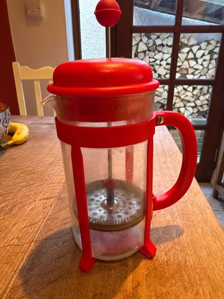Photo of free Cafetière .. broken lid (Wheathampstead AL4) #1