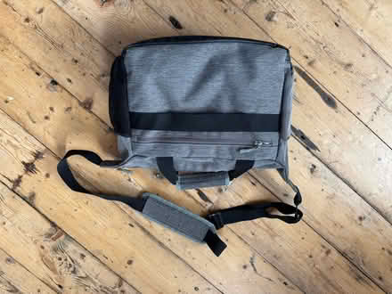 Photo of free DSLR Camera bag mint (South Bank SE1) #1