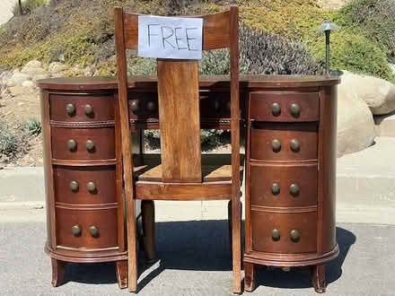 Photo of free Desk & Chair (Off Foothill) #1