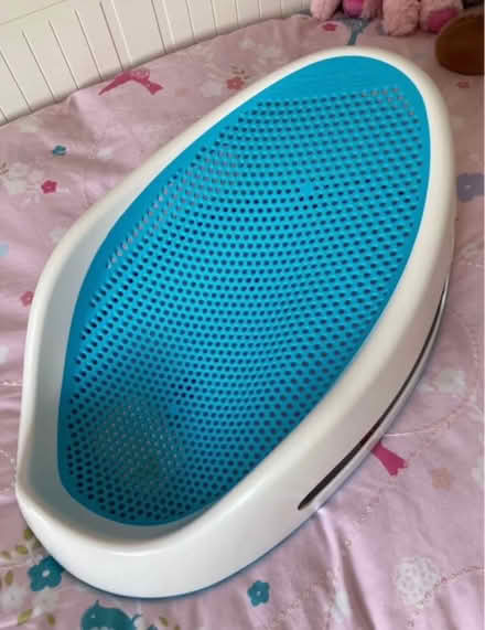 Photo of free Baby bath support (Southborough lane) #2