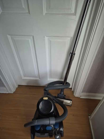 Photo of free Vax vacum cleaner (Hillingdon HA4) #1