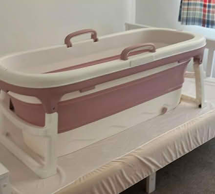 Photo of Folding bath (Surrenden BN1) #1