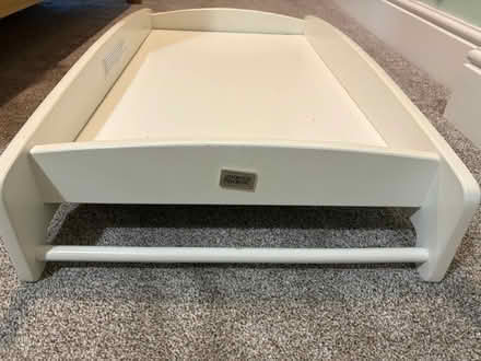 Photo of free Overcot changer (Spondon de21) #1