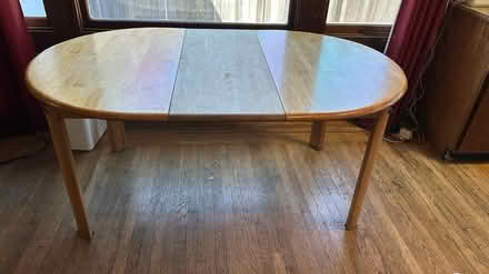 Photo of free Dining table (North Oakland) #1