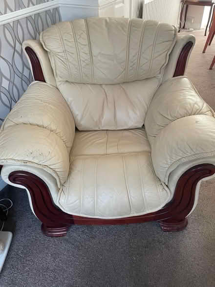 Photo of free Leather 3 piece suite (CV2) #2