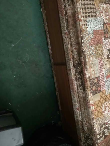 Photo of free Single bed with draws (Selsdon) #2