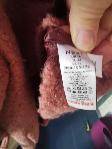 Photo of free Pink Jacket (Haresfinch) #3