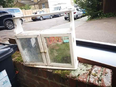 Photo of free Bathroom cabinet (SE19) #1