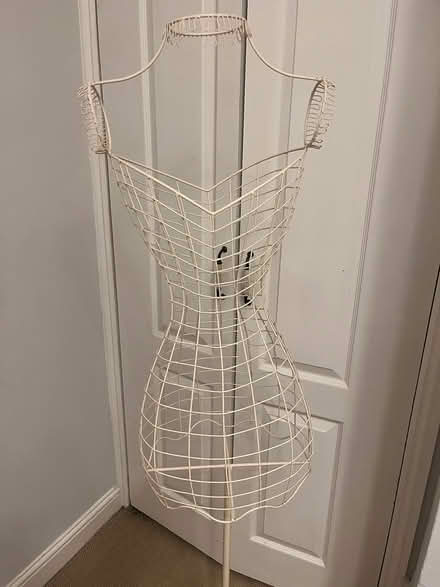 Photo of free Wire mannequin (Upper Holloway N19) #4