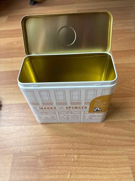 Photo of free Nice empty tin (Ashford, Surrey TW15) #1