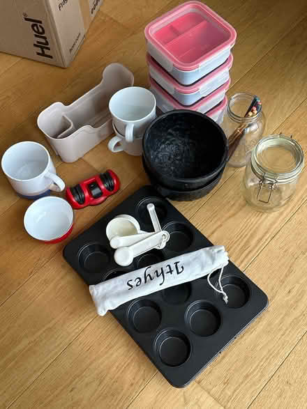 Photo of free kitchen utensils bundle (east village E20) #1