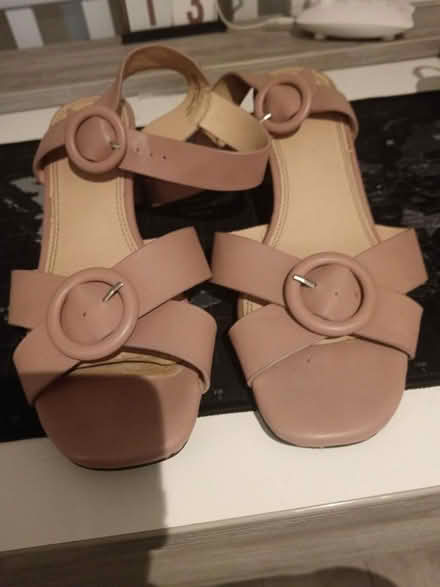 Photo of free Size 6 (DA1 1TL) #1