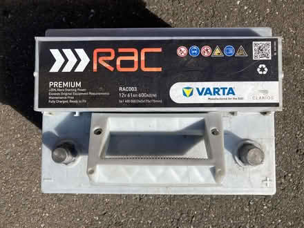 Photo of free Varta Car Battery 12V, 61Ah (SE21) #3