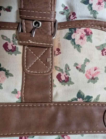 Photo of free New Look Handbag (Carmarthen SA31) #4