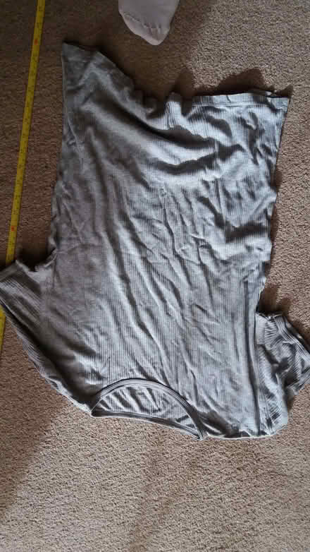 Photo of free bag of mens tshirts, xsmall mostly, the rest small (Crosspool S10) #2