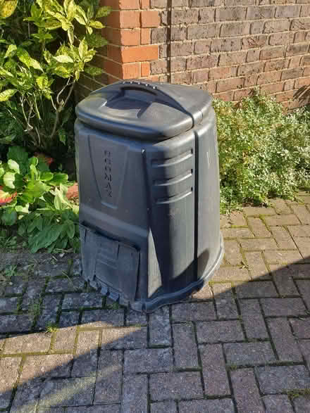 Photo of free Compost Bin (Edenbridge TN8) #1