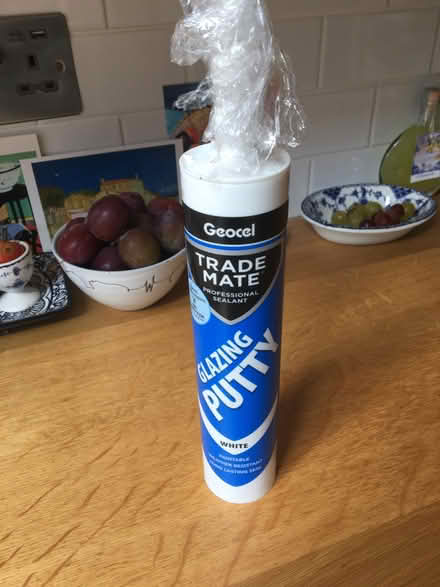 Photo of free Glazing putty (Townsend AL3) #1