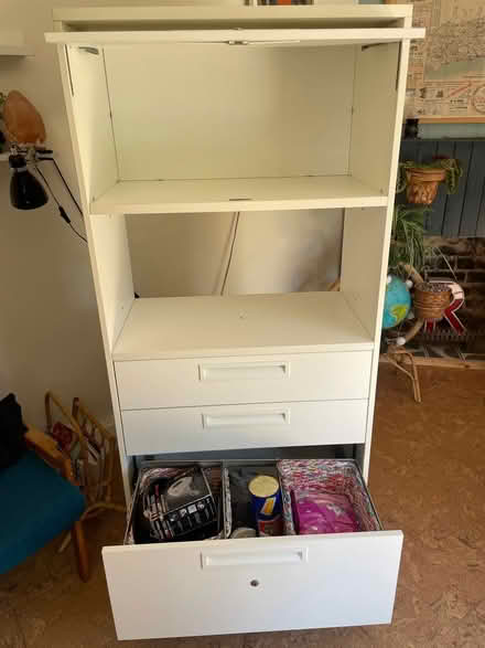 Photo of free Storage unit (Broomgrove TN35) #4