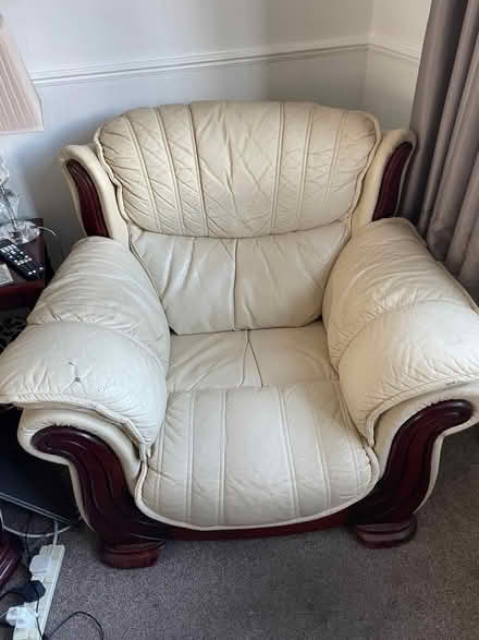 Photo of free Leather 3 piece suite (CV2) #3