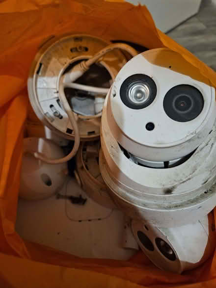 Photo of free Alhua home camera - 4 cameras and central unit (South End MK42) #1