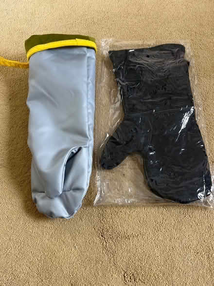 Photo of free Fire gloves (Blacklands TN34) #1