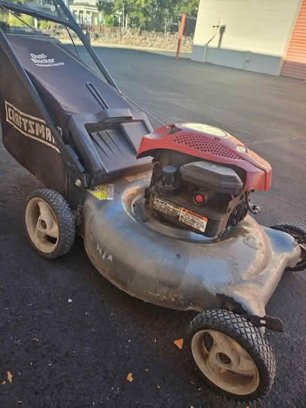 Photo of free Craftsman Lawnmower Curb Alert (Fair Oaks and Wolfe) #1
