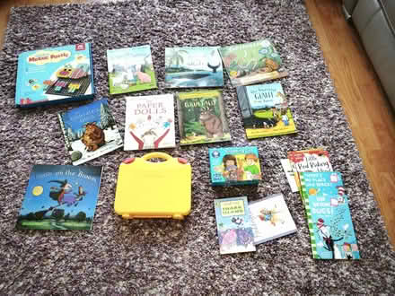 Photo of free books for children, a few toys (Northolt UB5) #1