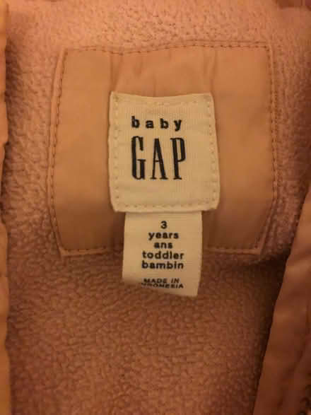 Photo of free Baby Gap Pink Coat (3 year old) (Leamington Spa (CV32)) #3
