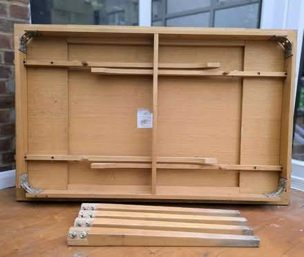Photo of free Extending wooden dining table (DA7 Bexleyheath) #1
